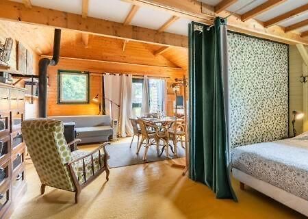 Апартаменти Le Bon Chemin Ateliers Sainte-Nathalene Екстер'єр фото
